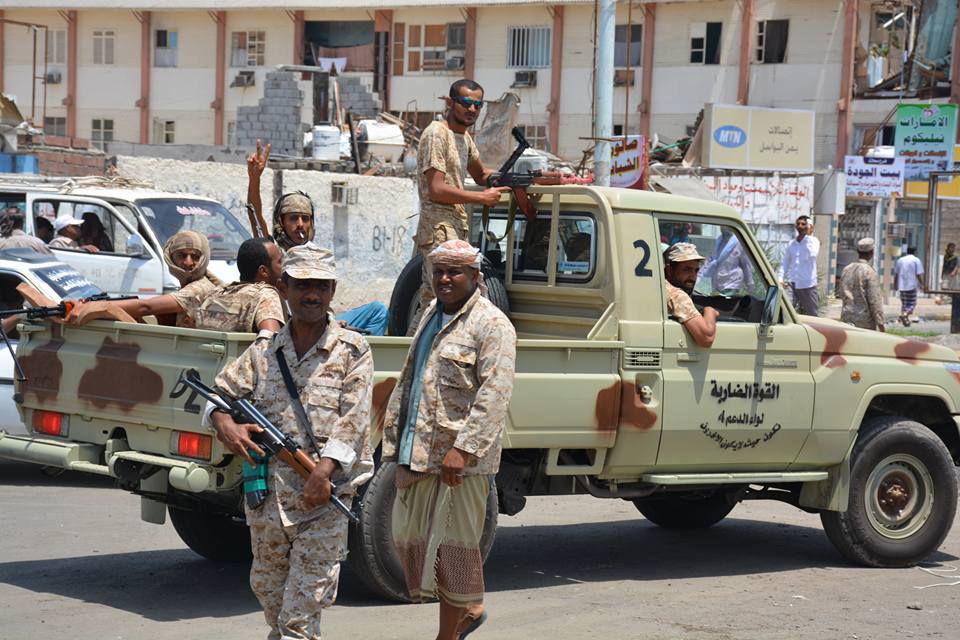 مصادر : القبض على فرنسي و 7 يمنيين مشتبه بصلتهم بتنظيم داعش