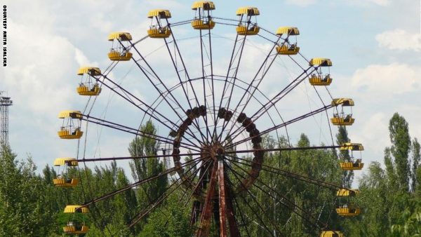 150413165347-chernobyl-tourism-8-super-169