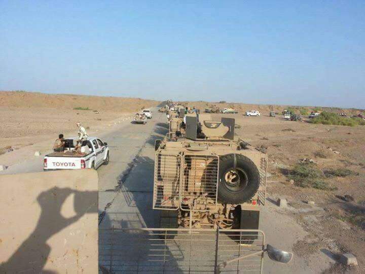 عاجل : قوات الجيش والمقاومة الجنوبية تسيطر على معسكر العمري وتأسر 15 حوثياً بينهم ضابط رفيع