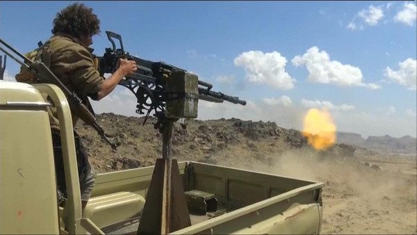 معارك عنيفة بين قوات الجيش الوطني وميليشيا الحوثي في الجبهة الغربية لتعز