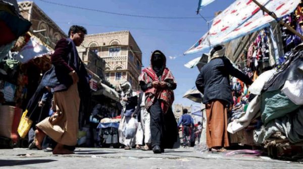 تراجع أجور اليمنيين بأكثر من النصف