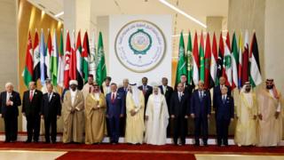 إعلان القمة العربية يؤكد مساندة جهود التحـالف العربي لإنهاء الأزمة في اليمن ويشدد على رفض اللتدخلات الايرانية