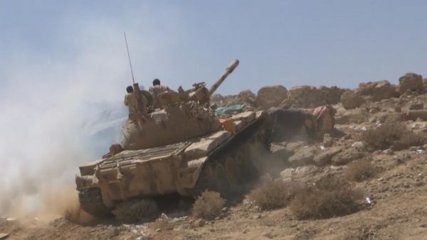 الجيش اليمني يشن هجوماً على مران معقل زعيم الحوثيين