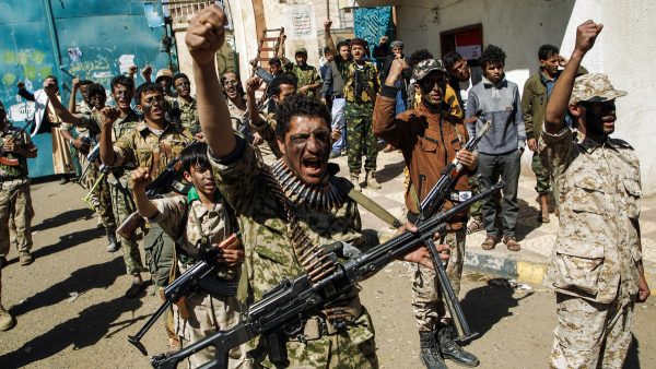 نهاية ذراع إيران في اليمن بات قريباً بشهادة «الحوثي»