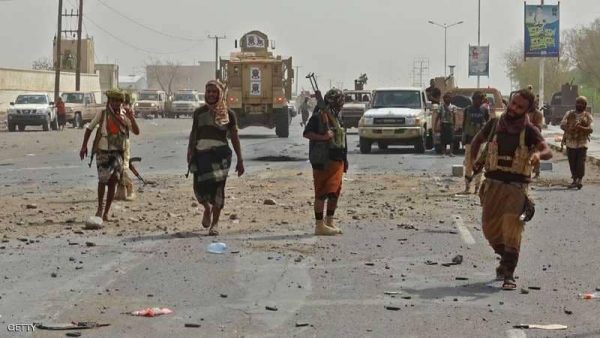 الرئاسة اليمنية: لا مفر من تحرير الحديدة سلماً أم حرباً